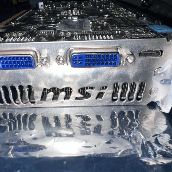 MSI N560GTX-TI Twin Frozr II 2GD5 2GB GDDR5 Graphics Card PCI Express 2.0 - Picture 4 of 9